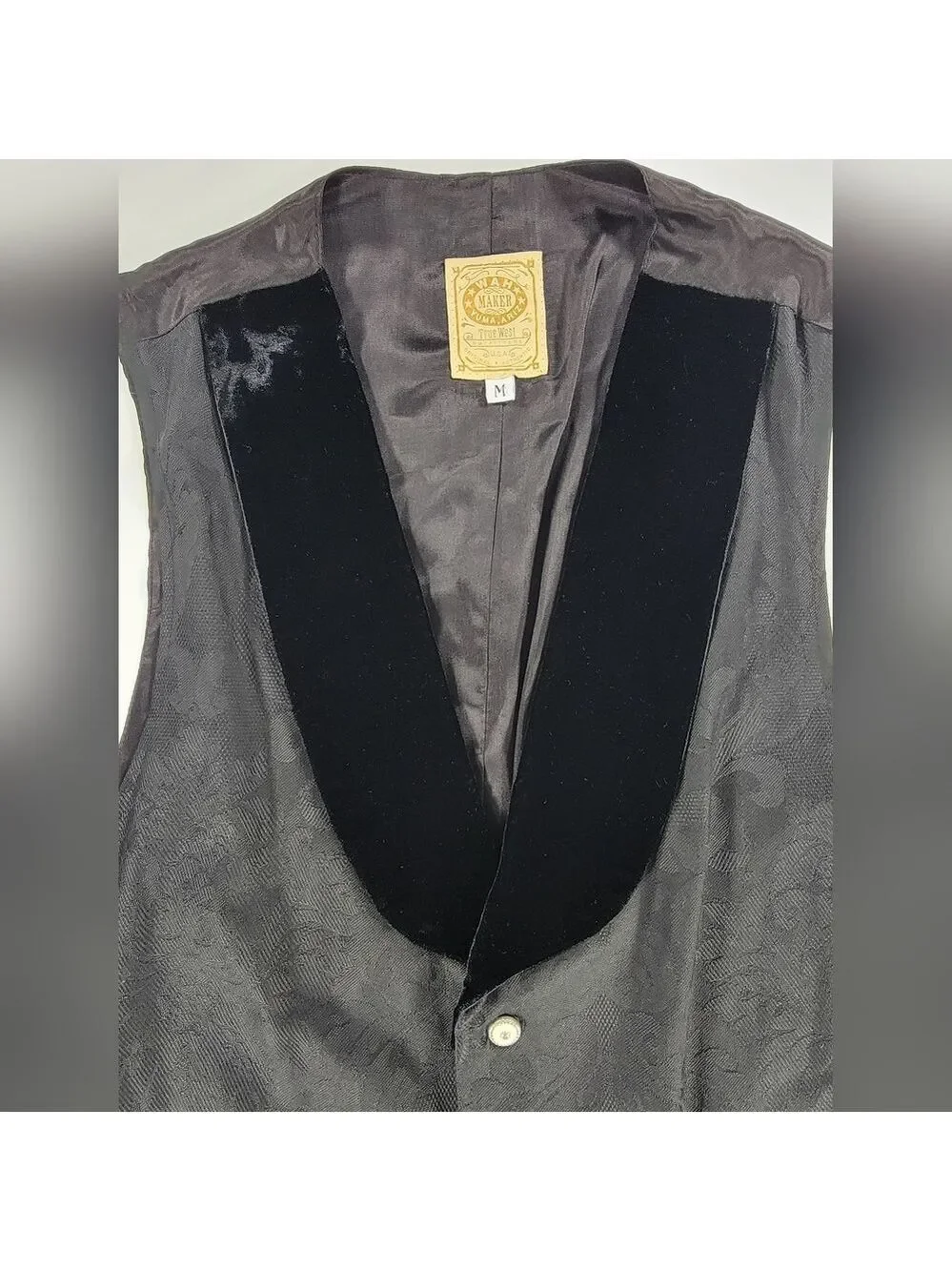 WAH Maker Men's Western Style Vest Medium Velvet Lapels Button Damask Adjustable